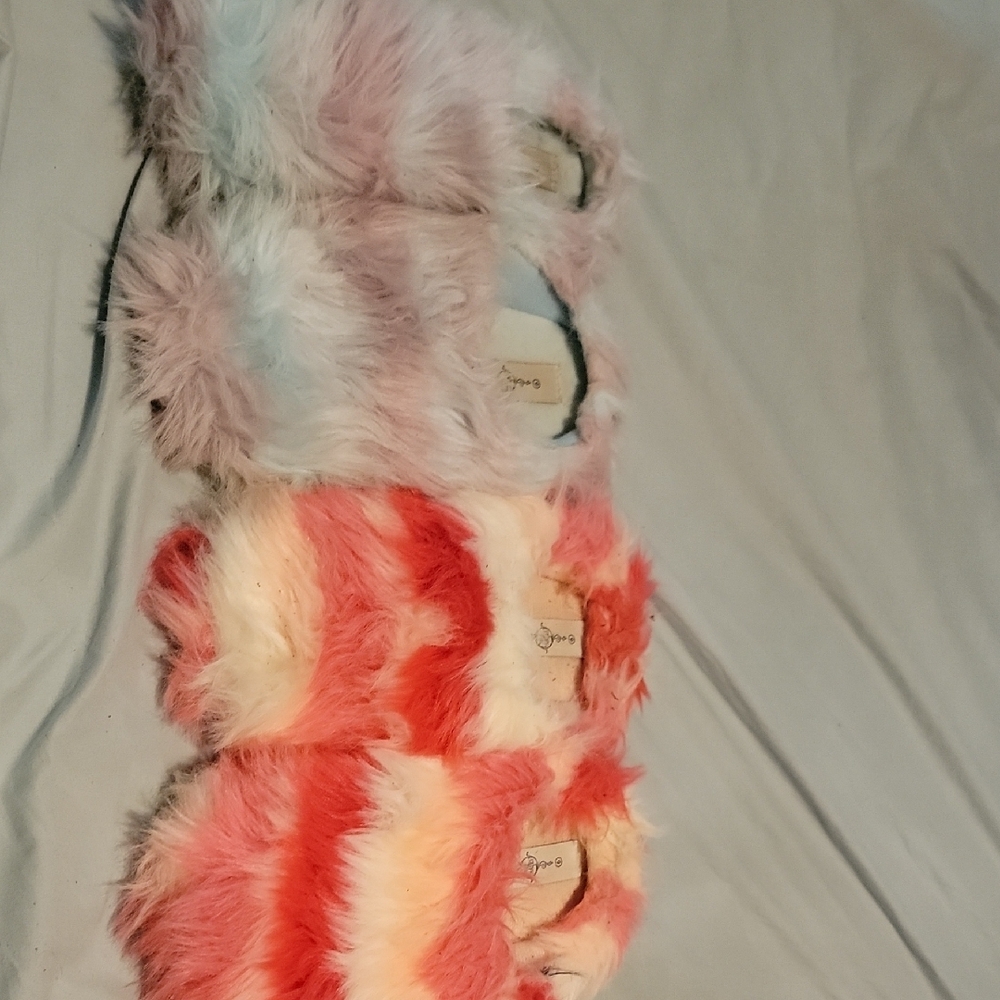 Fuzzy Multicolor Slippers